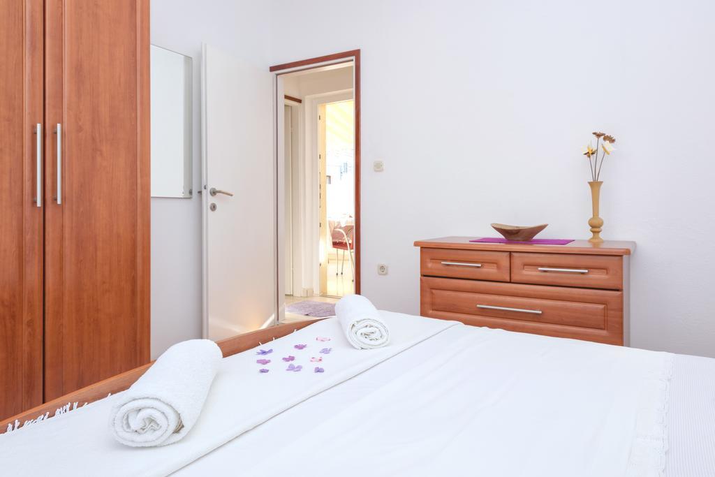 Apartment Oaza Vrboska Dış mekan fotoğraf