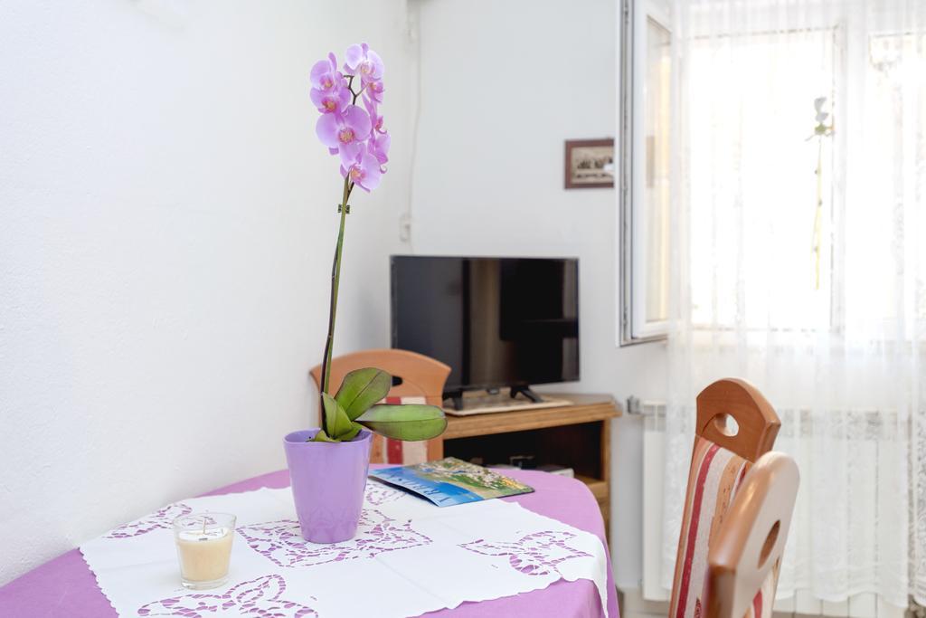 Apartment Oaza Vrboska Dış mekan fotoğraf