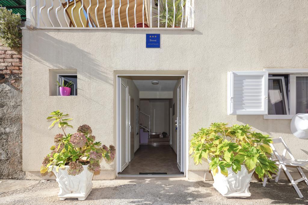 Apartment Oaza Vrboska Dış mekan fotoğraf